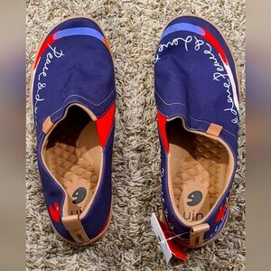 UIN Navy and Red Slip-On Shoes